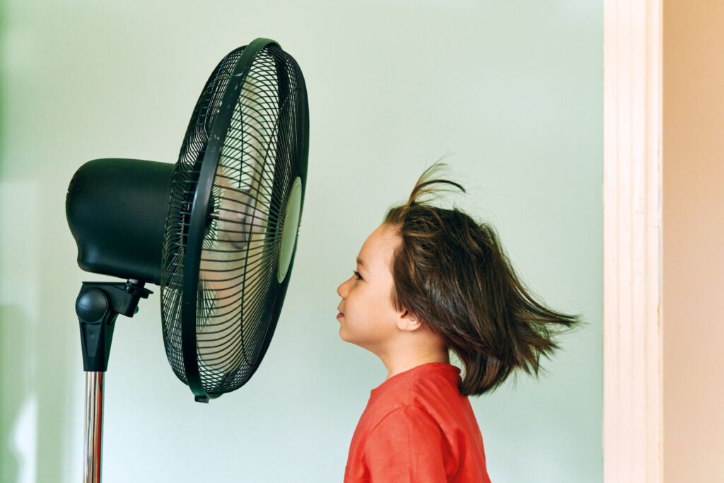 TXU Energy News: TXU Energy Kicks Off 2021 Beat the Heat Program, Providing Thousands of Fans and A/C Units to Those in Need 3 Energy1 scaled
