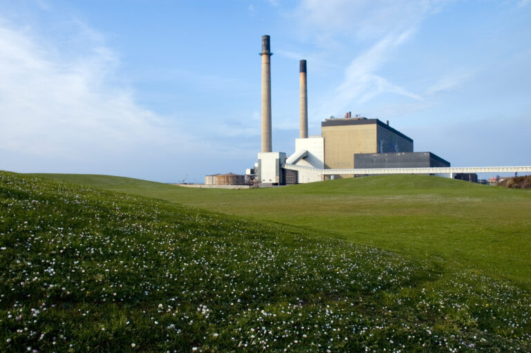 Austin Faces Hurdles in Closing Coal Power Plant for Green Goals