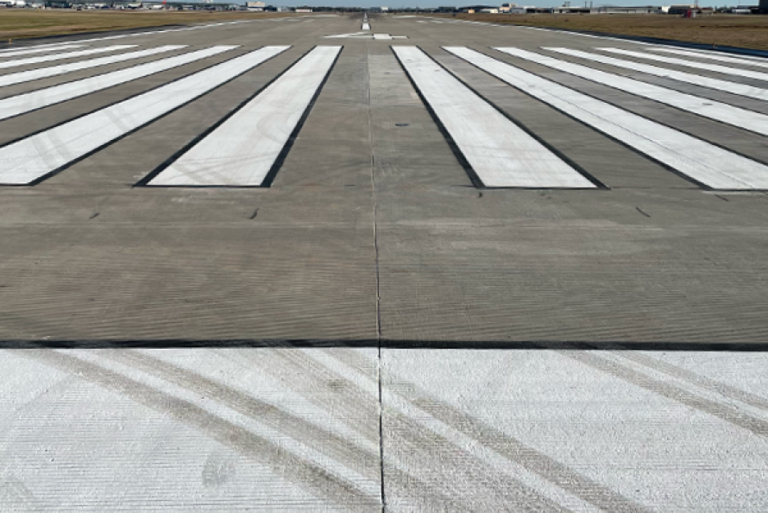 Hobby Airport’s Runway 4-22 Reopens as Safety Improvement Project Progresses