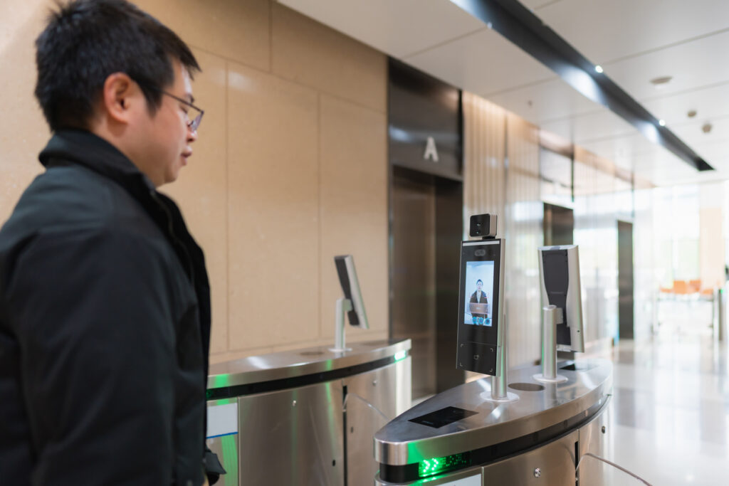 Turnstiles integrated with facial recognition technology are now leading the way in ensuring streamlined and secure access to various facilities. 