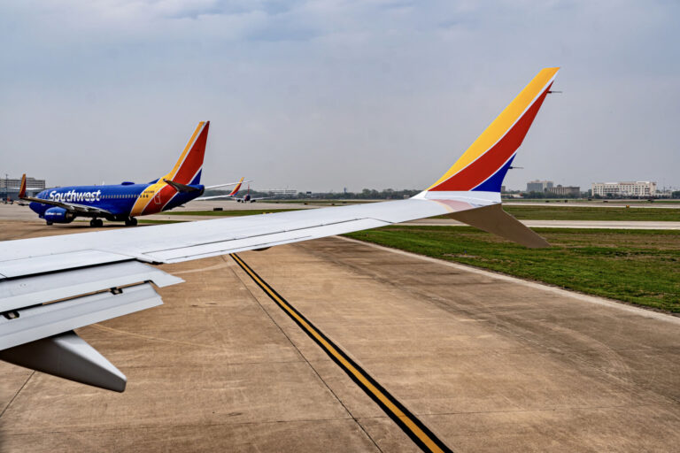 EFD and HOU earn perfect marks in 2025 FAA safety inspections