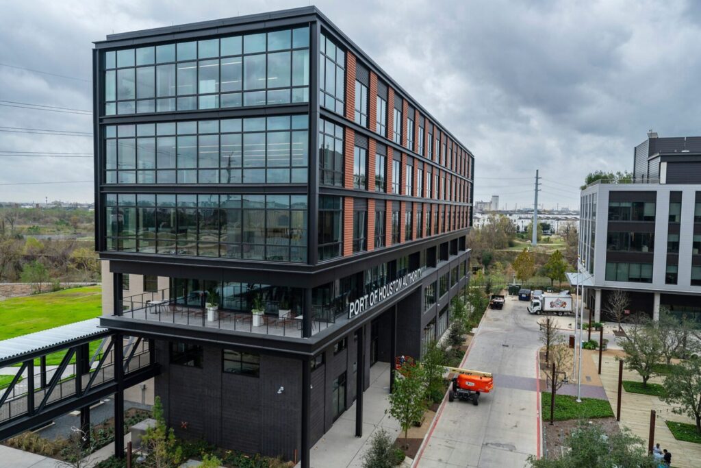Port Houston Opens New Administration Building in Houston’s Historic Fifth Ward 2 Port Houston Opens New Administration Building in Houston’s Historic Fifth Ward