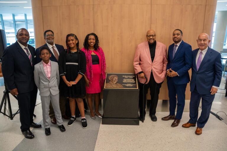 Houston dedicates Sheila Jackson Lee Terminal E at IAH 4